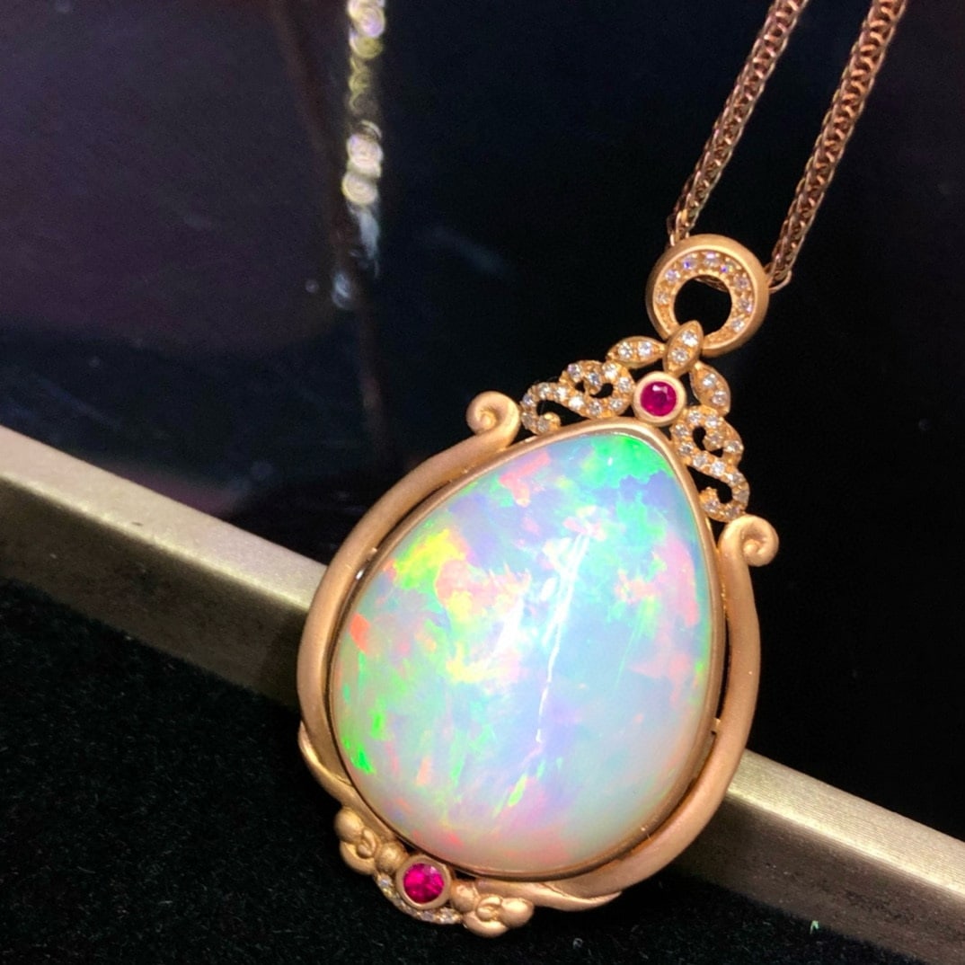 14k Gold 29.0 Ct Natural Opal & Diamond Pendant( Without Chain ) - 3