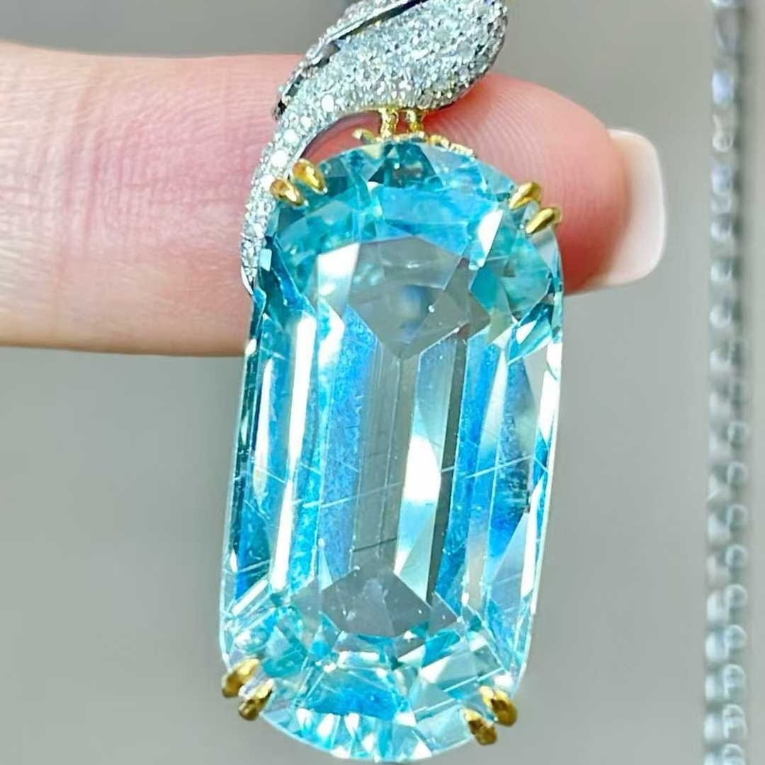 14k Gold 15.2 Ct Natural Aquamarine & Diamond Pendant( Without Chain ) - 6