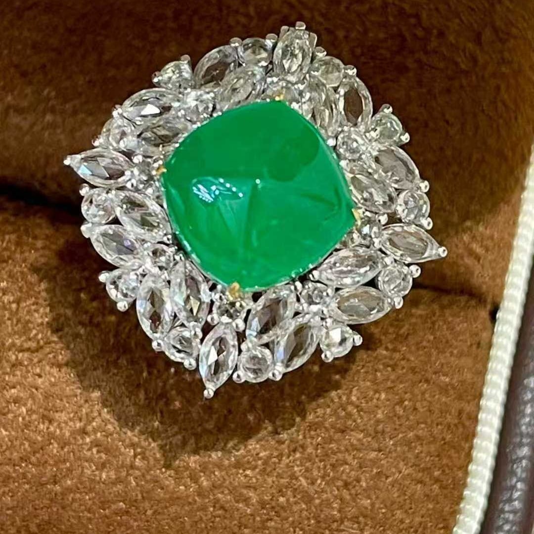 14k Gold 4.57 Ct Natural Emerald & Sapphire Ring/pendant( Without Chain ): Ref:231046379 // gold content:14k gold // ring size:7. 25us // // main gemstone:emerald // shape:suger-loaf // carat weight:4. 57ct // color:green // treatment:natural // // adjacent gemstone 2 :