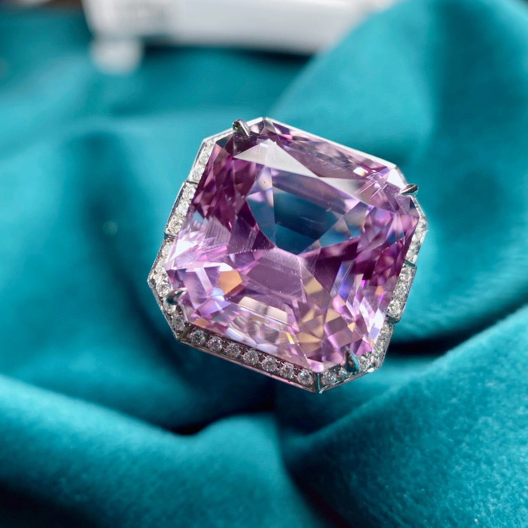 14k Gold 27.12 Ctw Natural Kunzite & Diamond Ring - 6