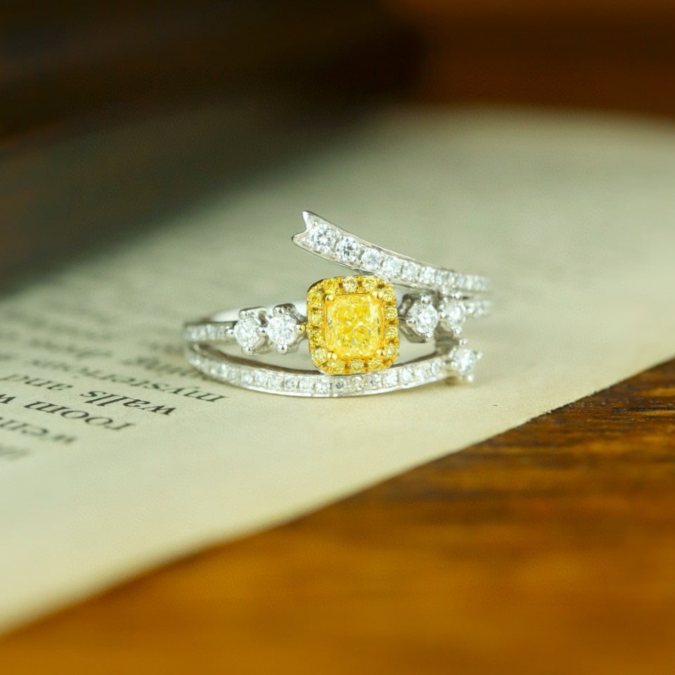 14k Gold 0.55 Ctw Natural Yellow Diamond & Diamond Ring: Ref:231046406 // gold content:14k gold // ring size:7. 25us // // main gemstone:yellow diamond // shape:cushion // carat weight:0. 23ct // color:yellow // treatment:natural // // adjacent gemstone 2
