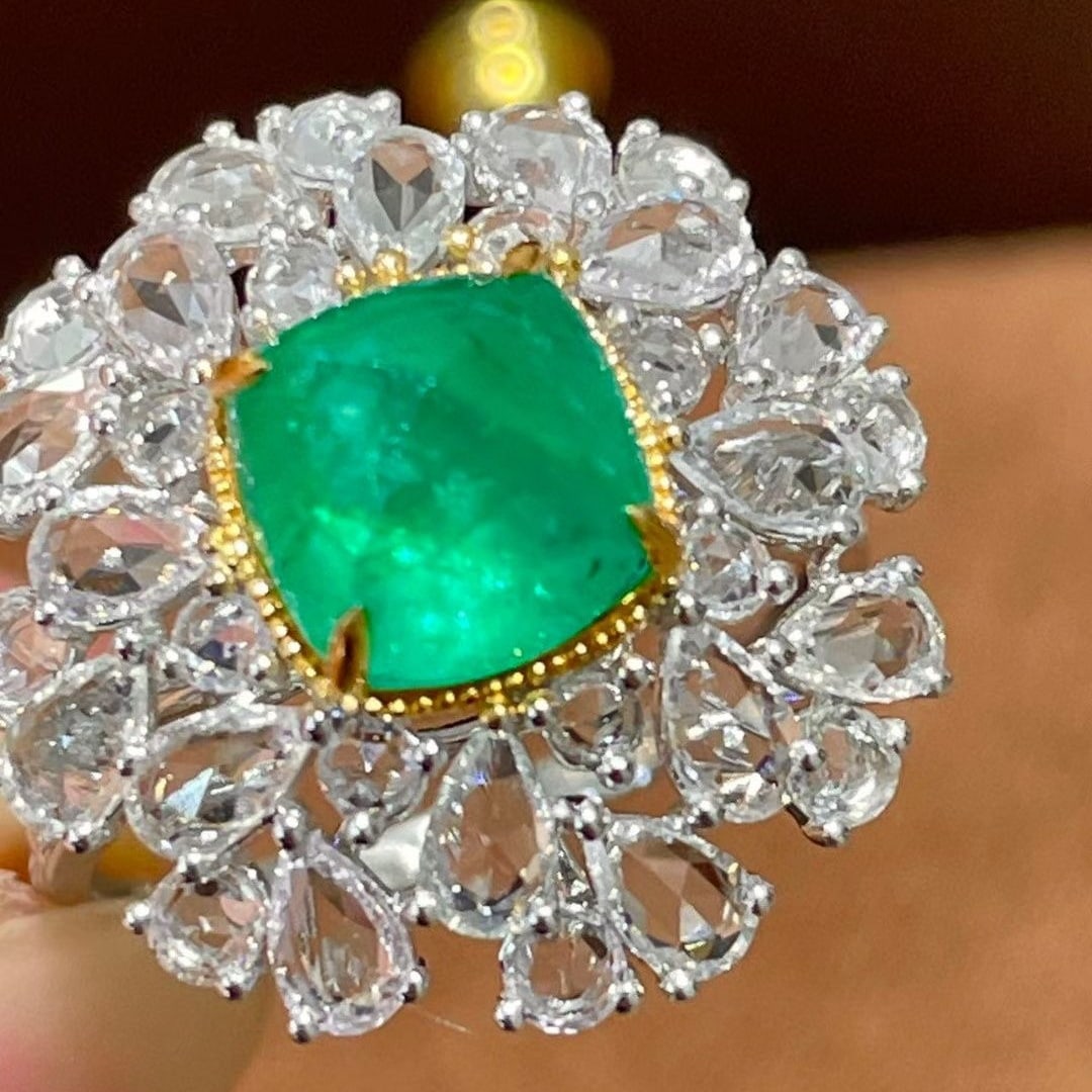 14k Gold 2.35 Ct Natural Emerald & Sapphire & Diamond Ring - 4