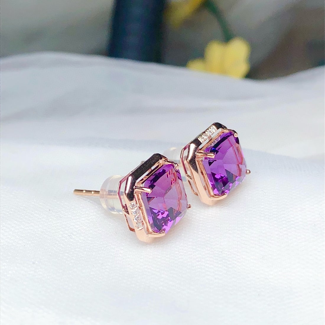 14k Gold 4.85 Ct Natural Amethyst & Diamond Earrings - 3
