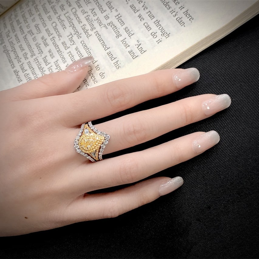 14k Gold 1.80 Ctw Natural Yellow Diamond & Diamond Ring - 2