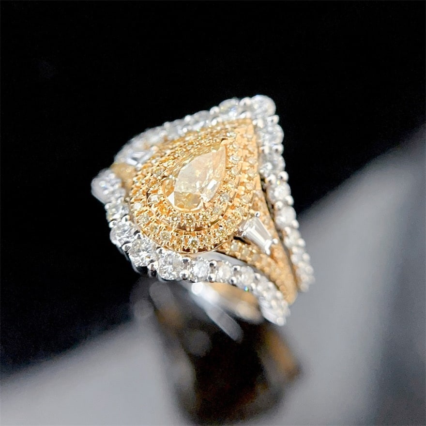 14k Gold 1.80 Ctw Natural Yellow Diamond & Diamond Ring - 4