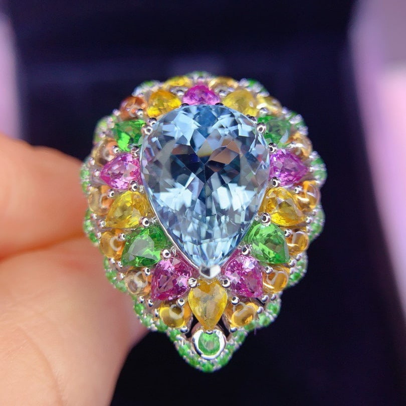 14k Gold 10.49 Ctw Natural Aquamarine & Sapphire & Tsavorite Ring - 4