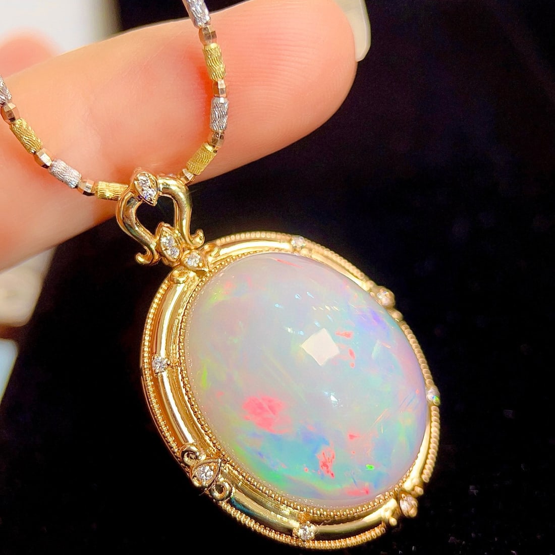 14k Gold 25.9 Ctw Natural Opal & Diamond Pendant( Without Chain ) - 4