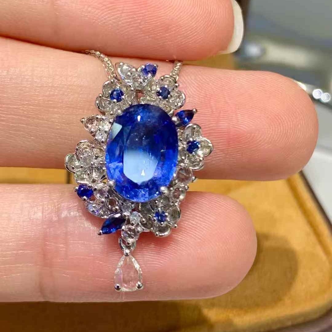 14k Gold 3.5 Ct Natural Sapphire & Diamond & Sapphire Pendant( Without Chain ) - 4