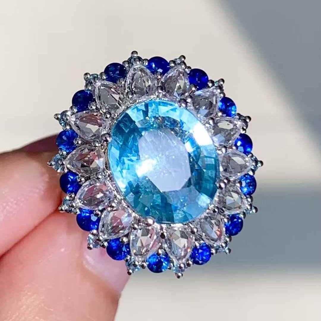 14k Gold 4.3 Ct Natural Aquamarine & Diamond & Sapphire Ring - 6