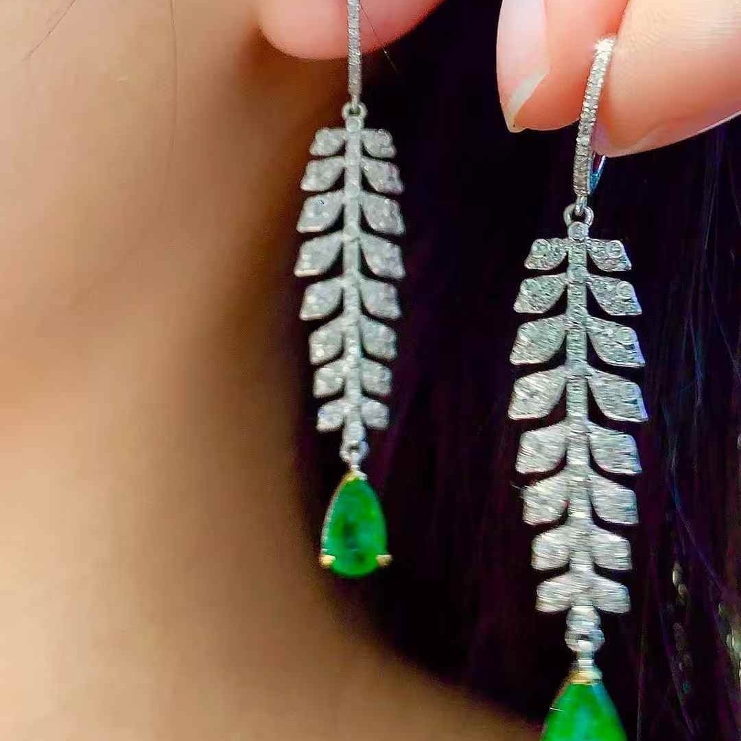 14k Gold 1.85 Ct Vivid Green Natural Emerald & Diamond Earrings - 3