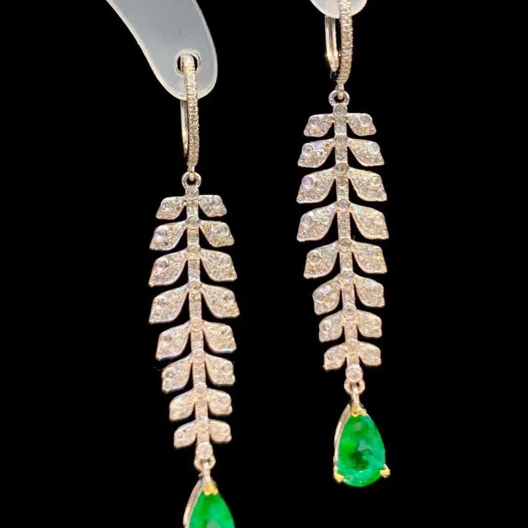 14k Gold 1.85 Ct Vivid Green Natural Emerald & Diamond Earrings - 4