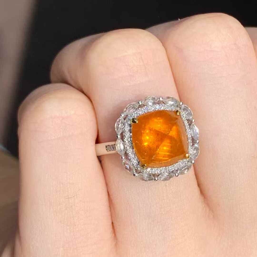 14k Gold 5.5 Ct Natural Spessartine & Diamond & Sapphire Ring - 4