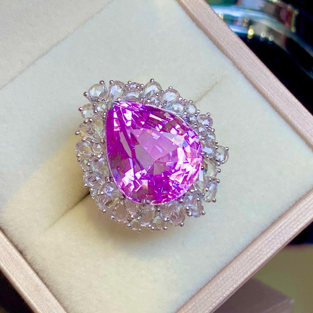 14k Gold 22.8 Ct Natural Kunzite & Sapphire Ring - 6