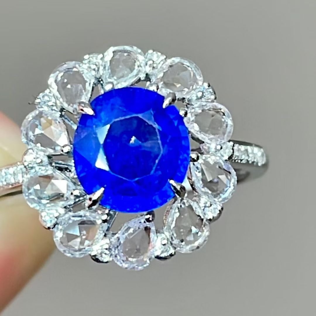 14k Gold 2.1 Ct Natural Sapphire & Diamond & Sapphire Ring - 5