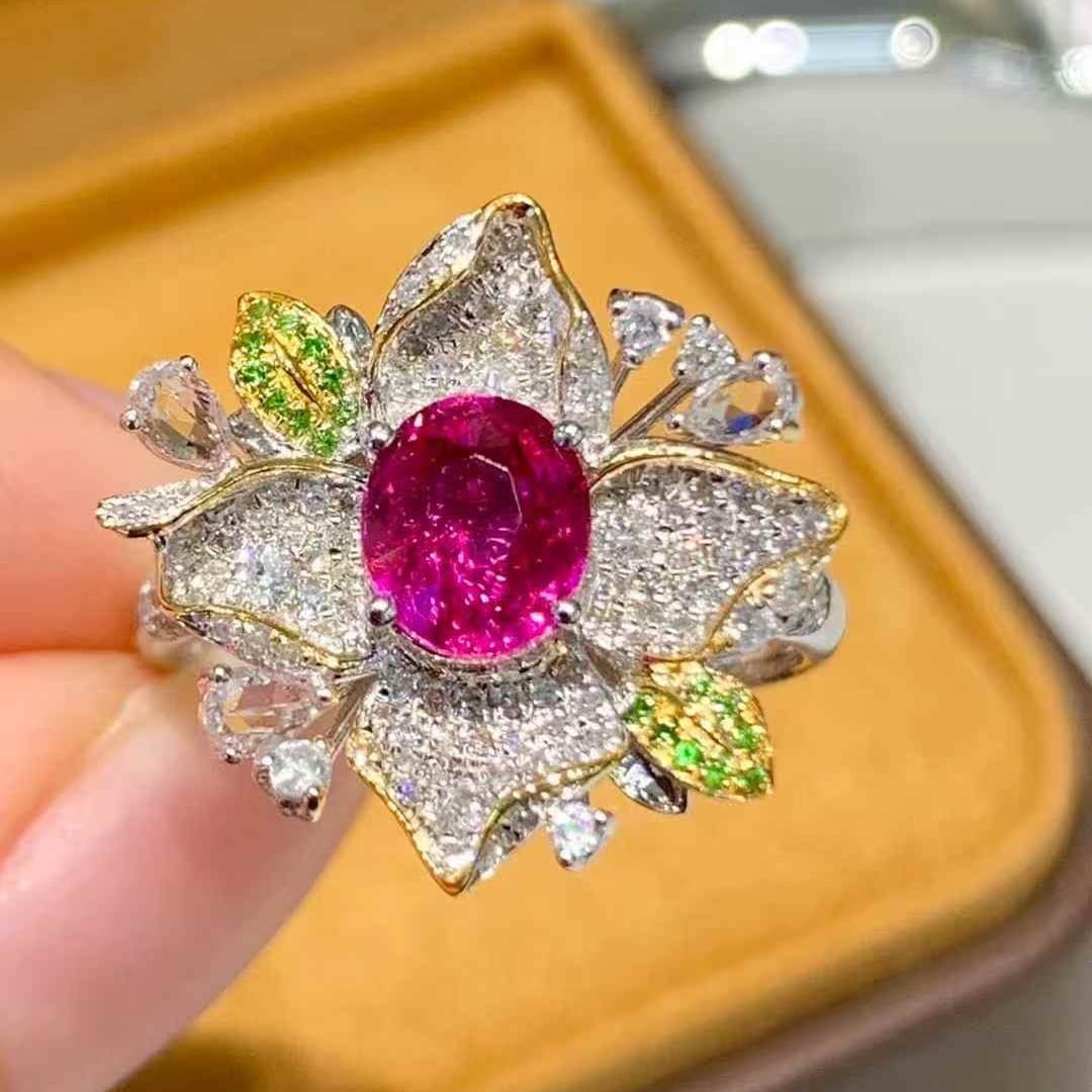 14k Gold 1.3 Ct Natural Ruby & Diamond & Tsavorite Ring - 6