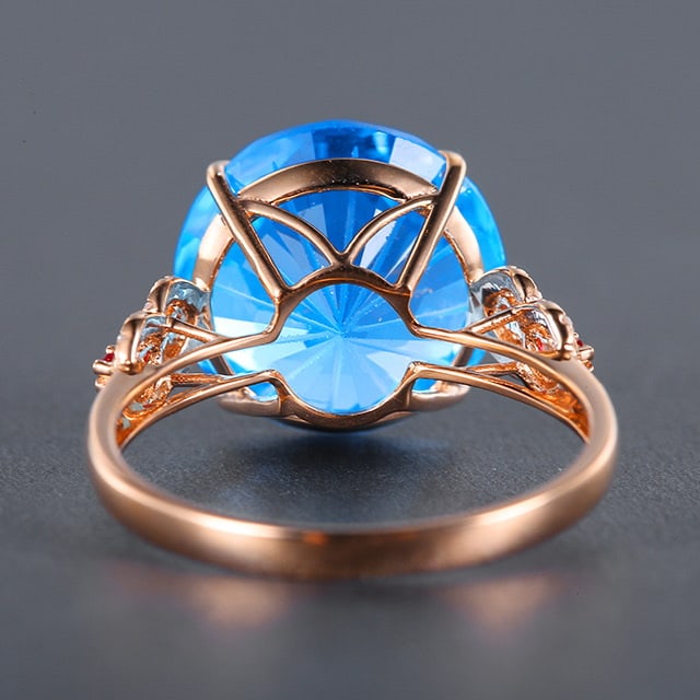 14k Gold 9.74 Ctw Natural Topaz & Diamond Ring - 4