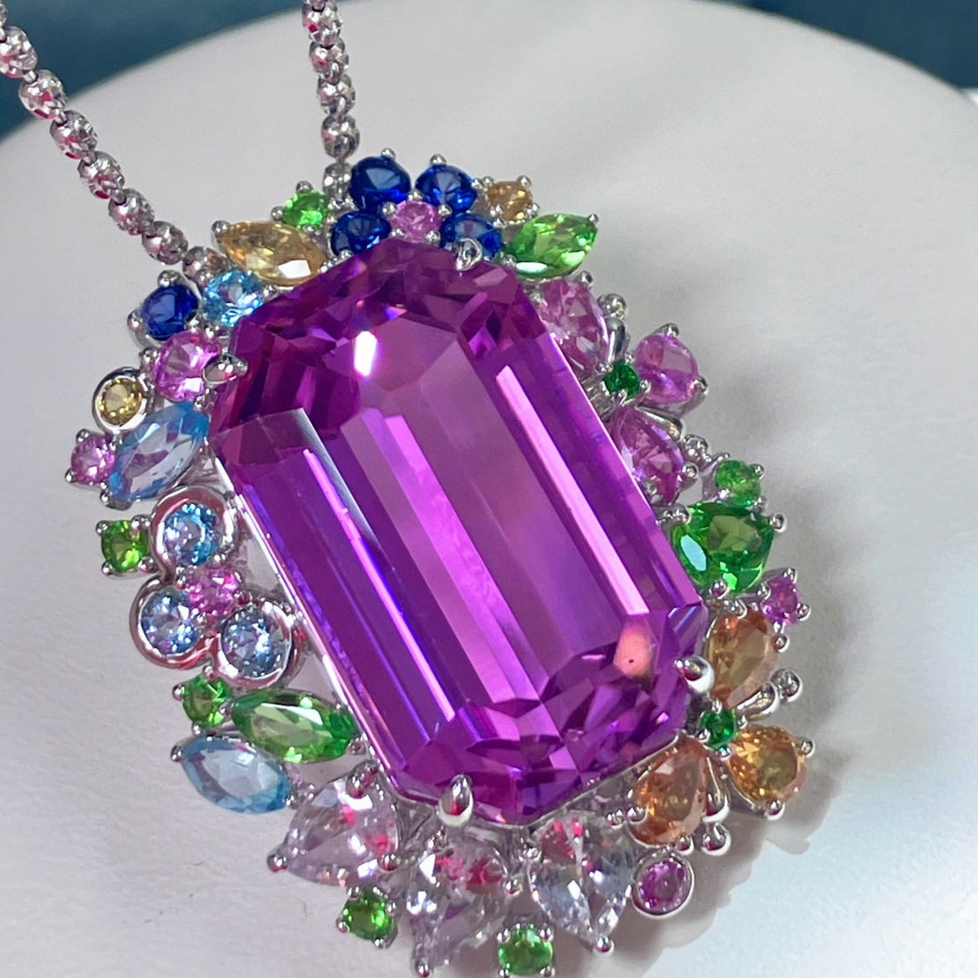 14k Gold 34.75 Ctw Natural Kunzite & Sapphire Pendant( Without Chain ) - 7