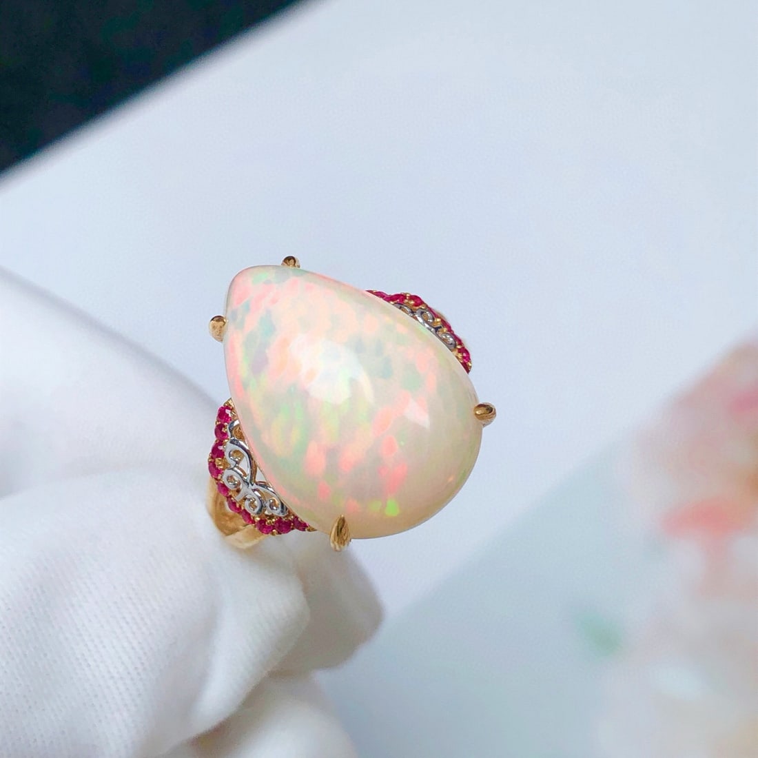 14k Gold 8.04 Ct Natural Opal & Ruby Ring - 4