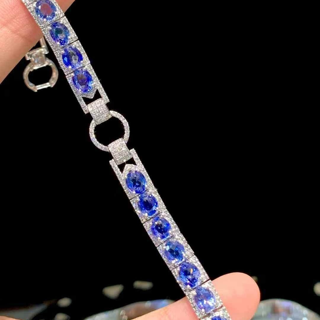 14k Gold 10.3 Ct Natural Sapphire & Diamond Bracelet: Ref:231047185 // gold content:14k gold // main gemstone:sapphire // shape:oval // carat weight:10. 3ct // color:blue // treatment:natural // // adjacent gemstone 2 : diamond // shape:round // clarity 