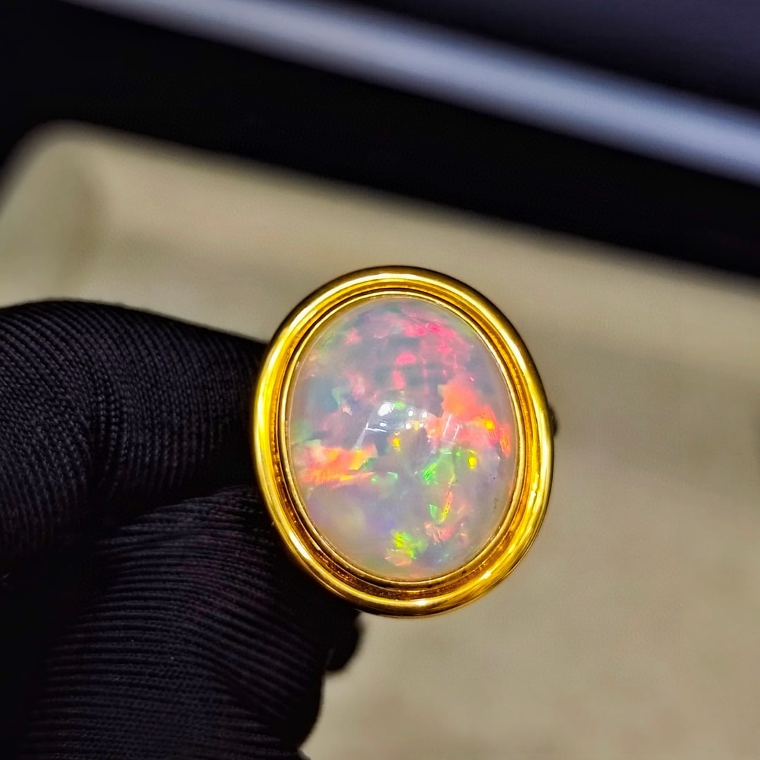 14k Gold 6.55 Ct Natural Opal Ring - 4