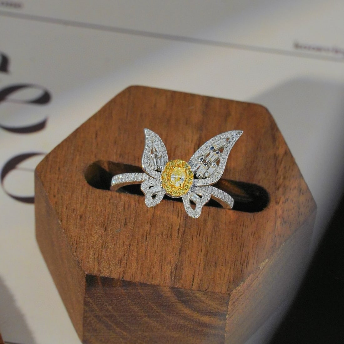 14k Gold 0.6 Ct Natural Color Diamond Ring - 2