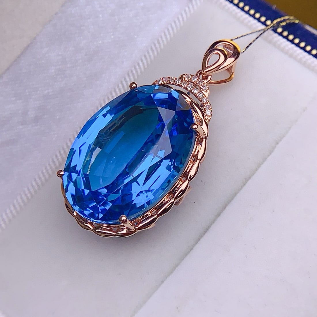 14k Gold 22.64 Ctw Natural Topaz & Diamond Pendant( Without Chain ) - 4