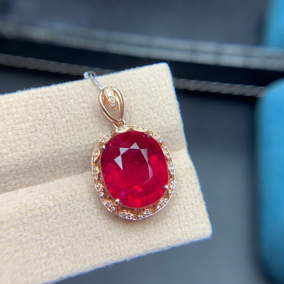 14k Gold 6.1 Ct Natural Tourmaline & Diamond Pendant( Without Chain ) - 3