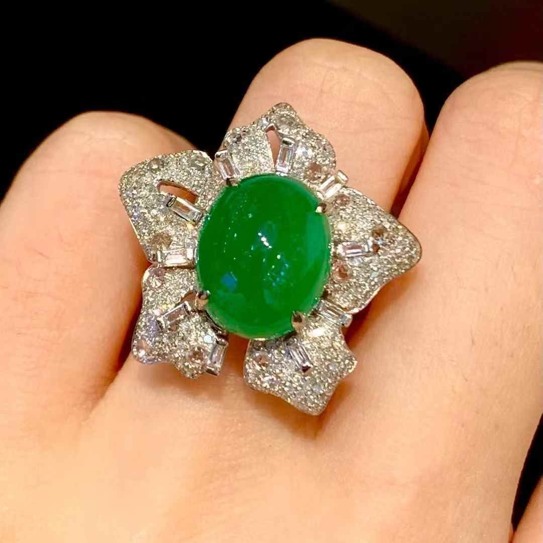 14k Gold 6.1 Ct Natural Emerald & Diamond Ring - 5