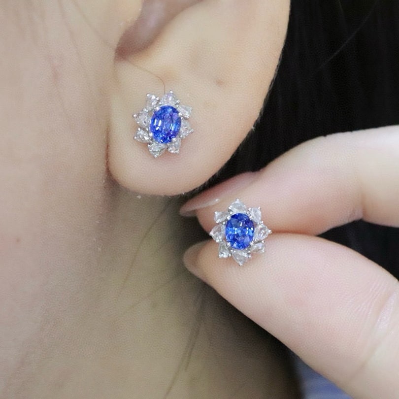 14k Gold 1.60 Ctw Natural Sapphire & Diamond Earrings - 5