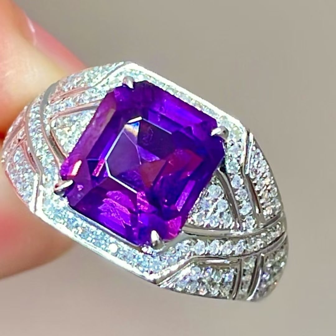 14k Gold 4.08 Ct Natural Amethyst & Diamond Ring - 4