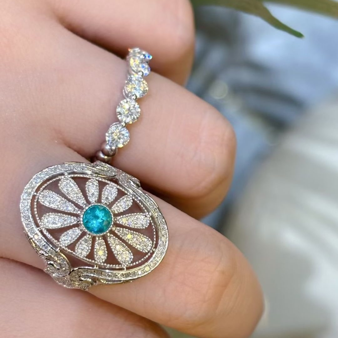 14k Gold 1.1 Ctw Natural Paraiba Tourmaline & Diamond Ring - 4