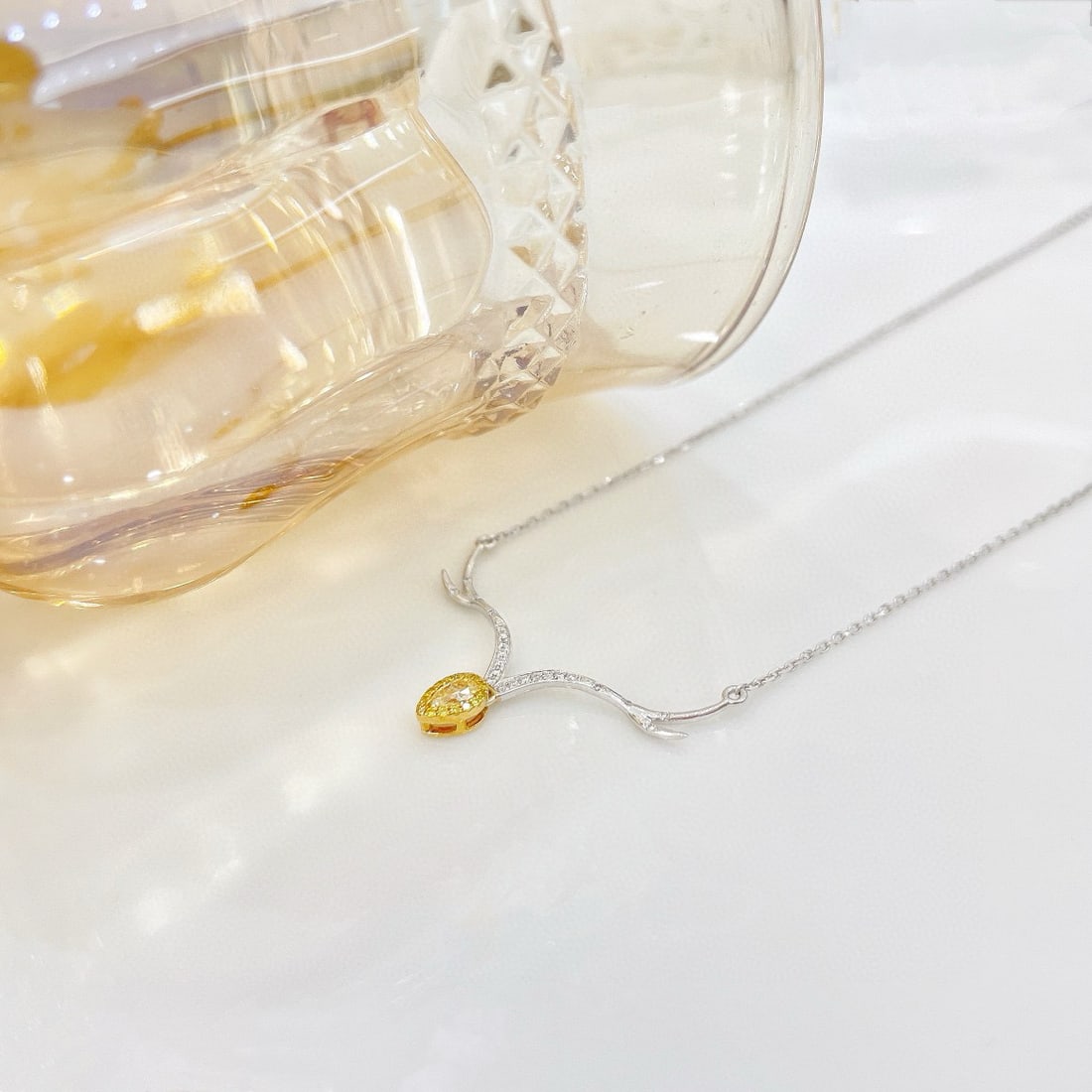 14k Gold 0.16 Ctw Natural Yellow Diamond & Diamond Necklace - 4