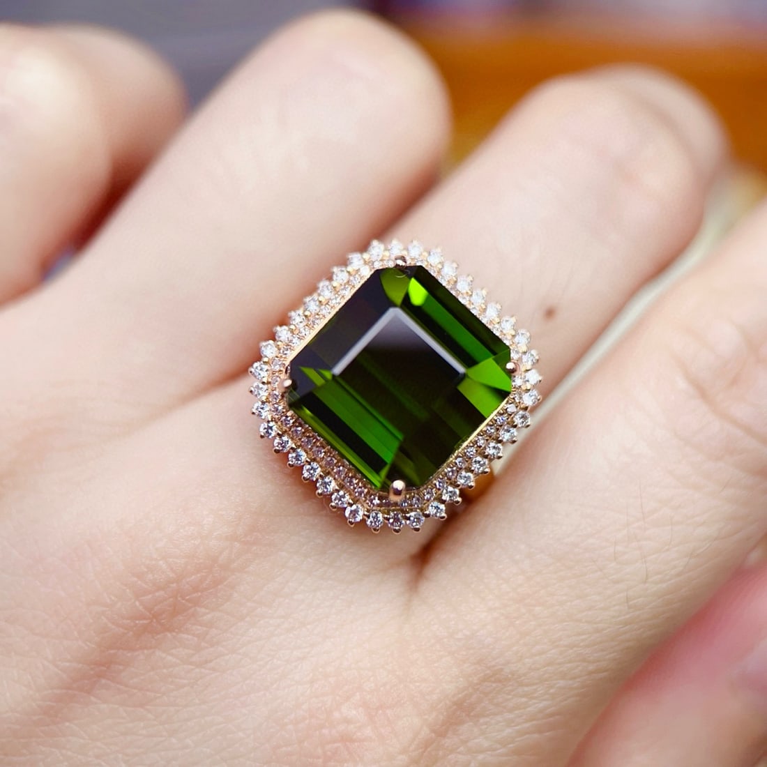 14k Gold 15.00 Ctw Natural Tourmaline & Diamond Ring - 4