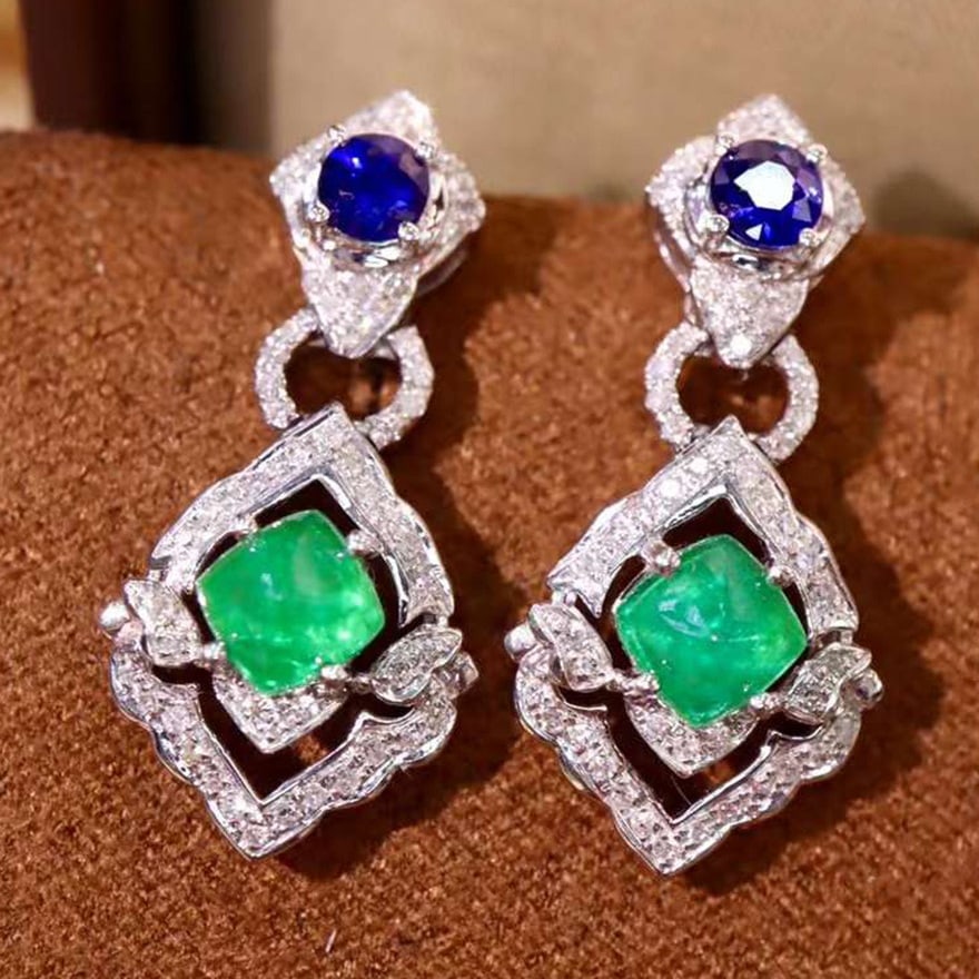 14k Gold 2.08 Ctw Natural Emerald & Diamond Earrings - 3