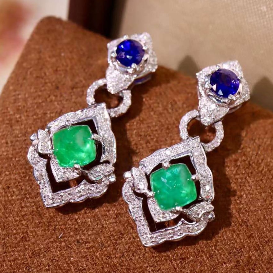 14k Gold 2.08 Ctw Natural Emerald & Diamond Earrings - 4