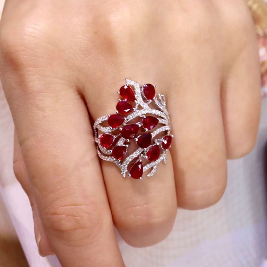 14k Gold 4.36 Ctw Natural Ruby & Diamond Ring - 3