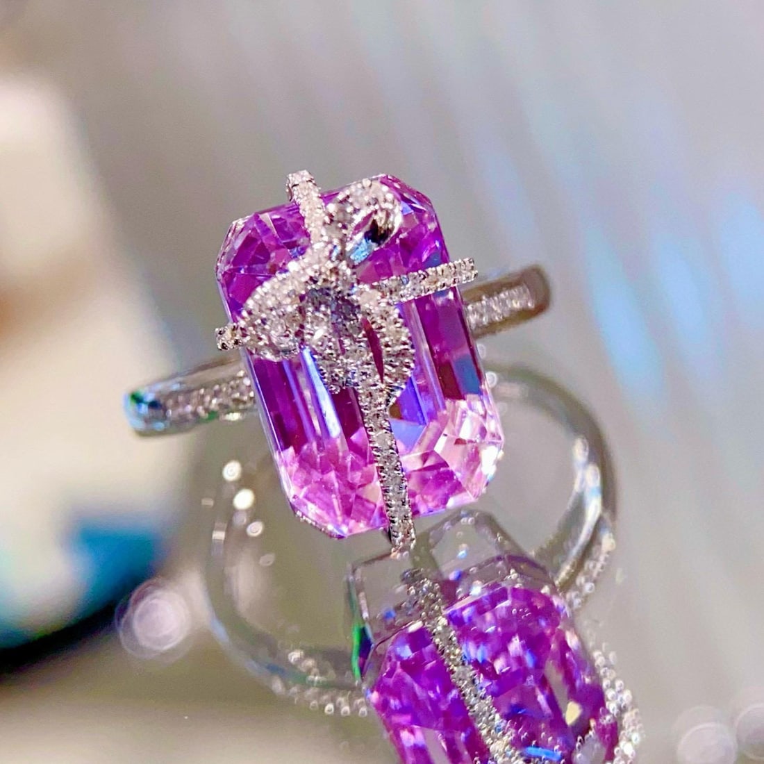 14k Gold 9.35 Ct Natural Kunzite & Diamond Ring - 7