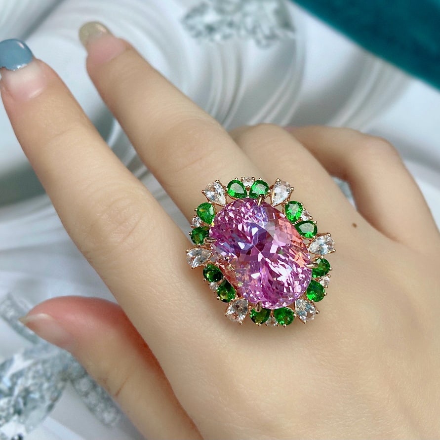 14k Gold 29.13 Ctw Natural Kunzite & Sapphire & Tsavorite Ring - 4