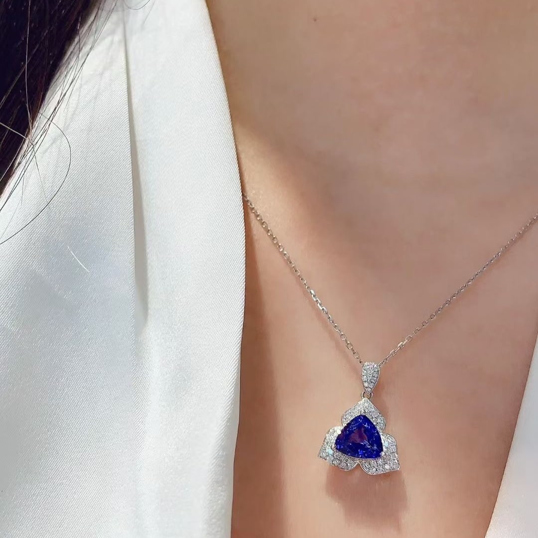 14k Gold 1.82 Ctw Natural Sapphire & Diamond Pendant( Without Chain ) - 5