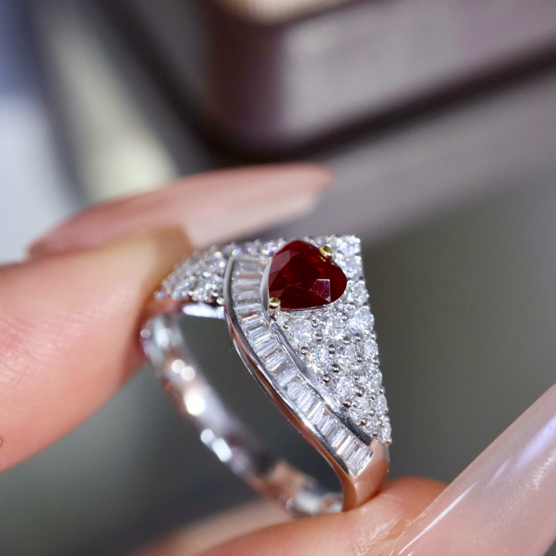 14k Gold 1.08 Ctw Natural Ruby & Diamond Ring - 6