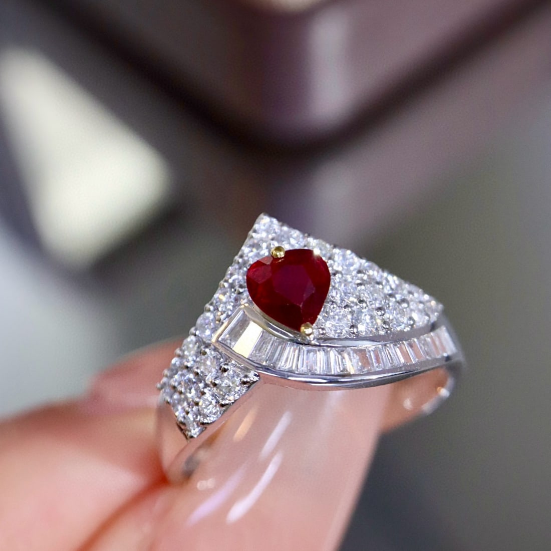 14k Gold 1.08 Ctw Natural Ruby & Diamond Ring - 8