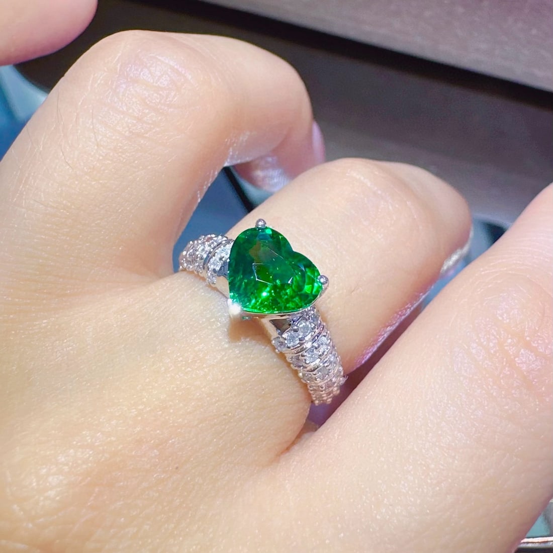 14k Gold 1.97 Ctw Natural Tsavorite & Diamond Ring - 4