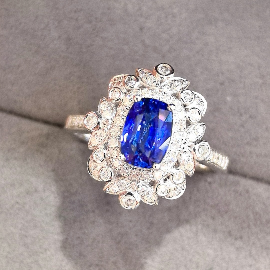 14k Gold 1.87 Ctw Natural Sapphire & Diamond Ring - 4