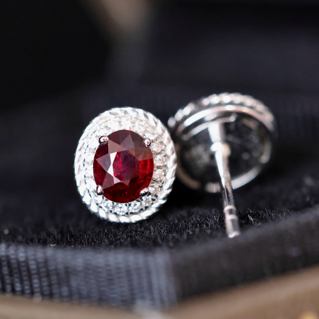 14k Gold 0.87 Ctw Natural Ruby & Diamond Earrings - 2