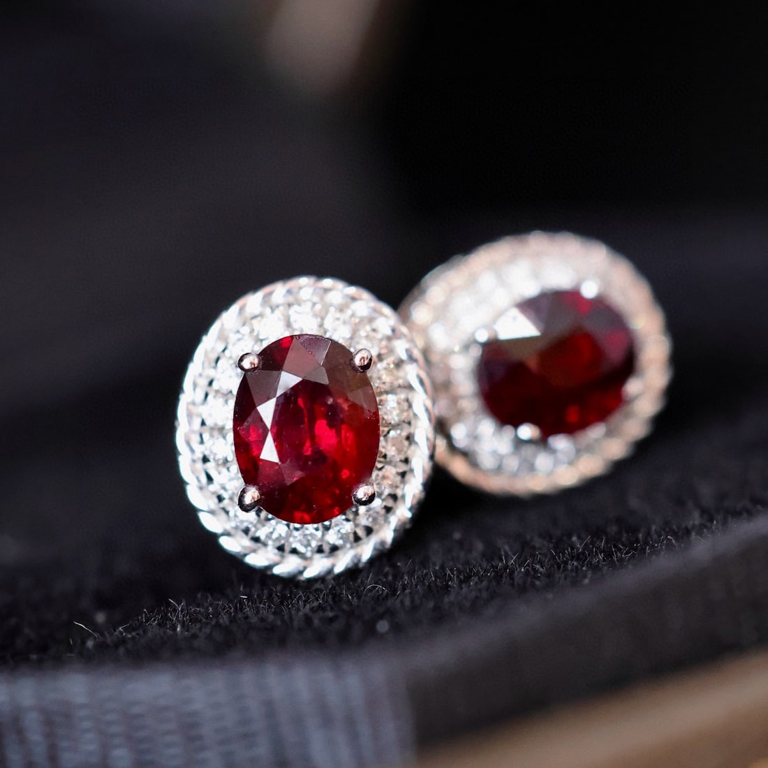 14k Gold 0.87 Ctw Natural Ruby & Diamond Earrings - 5