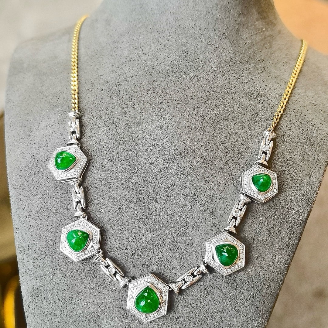 14k Gold 3.53 Ctw Vivid Green Natural Emerald & Diamond Necklace - 5