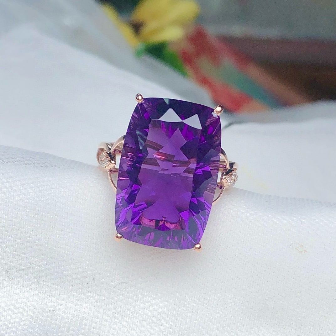 14k Gold 13.85 Ct Natural Amethyst & Diamond Ring - 3