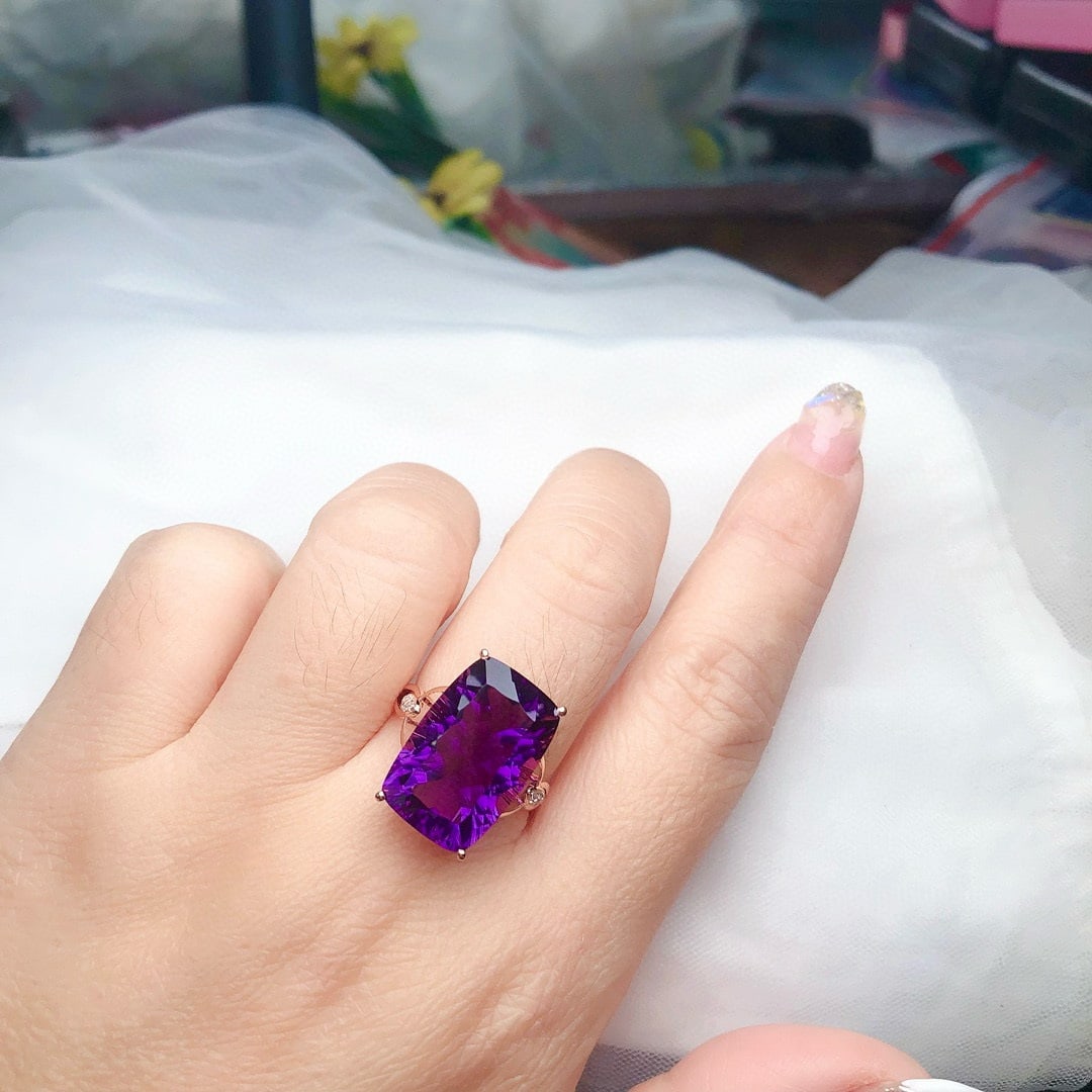 14k Gold 13.85 Ct Natural Amethyst & Diamond Ring - 6