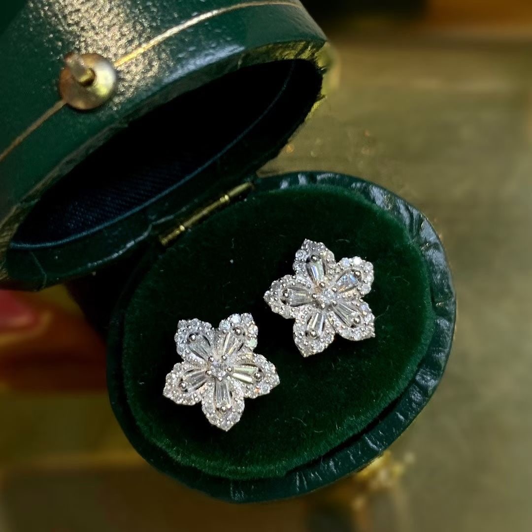 14k Gold 0.4 Ct Natural H Diamond Earrings - 2