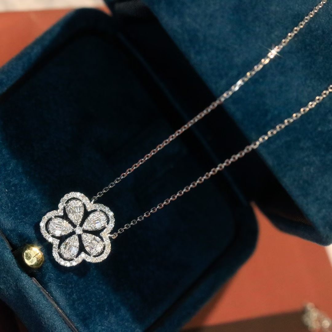 14k Gold 0.35 Ct Natural H Diamond Necklace - 4